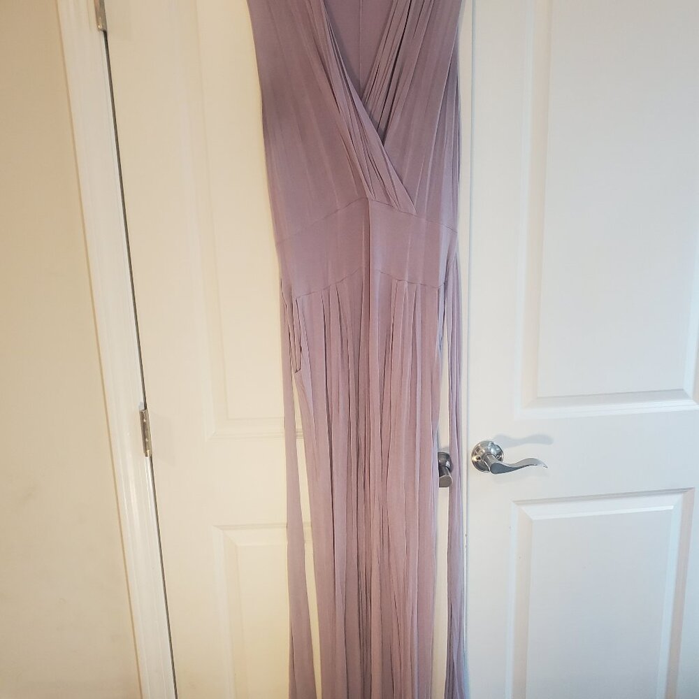 Taylor Jay Purple Jumpsuit – Women’s Size 12, Elegant & Minimalist, Gently Worn